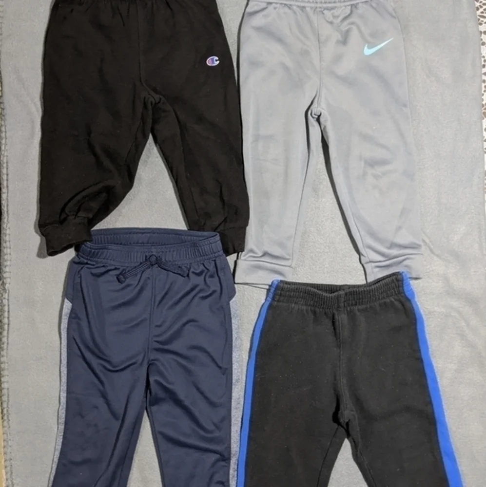 Boys joggers pants Nike Champion Jumping beans size‎ 24 months